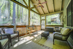 4 Mi to Lake Tuckasegee Home with Community Perks